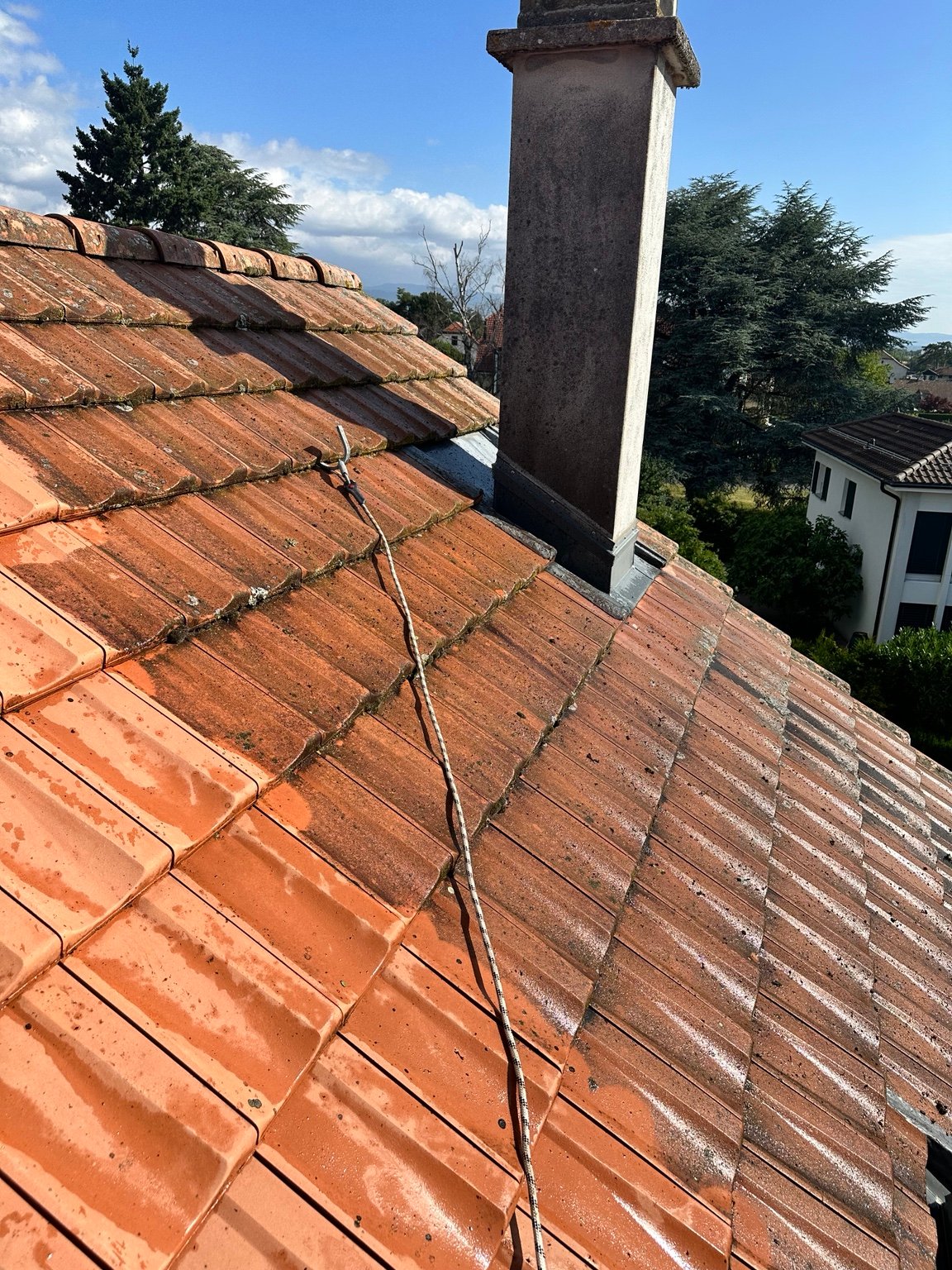 Nettoyage et démoussage de toiture